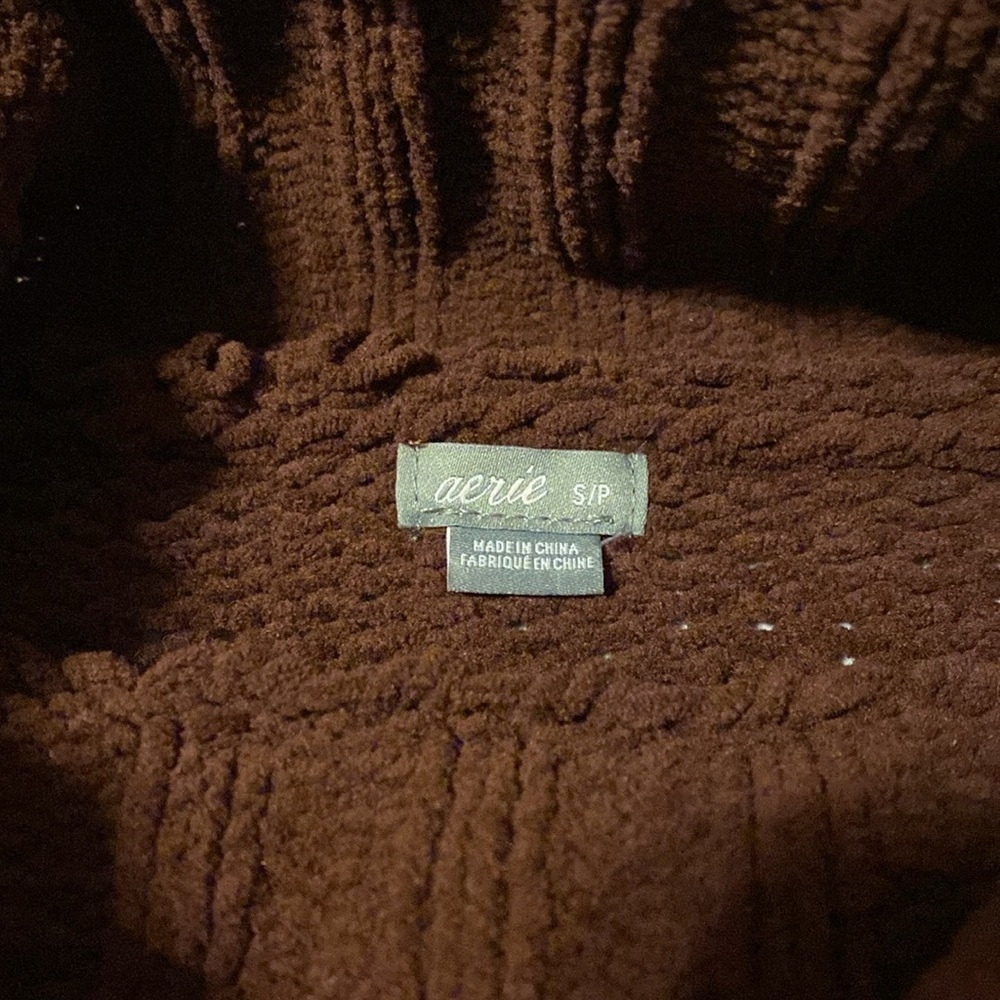 Aerie Burgundy Chenille Oversized Turtleneck Sweater Size Small NWOT - Picture 5 of 9